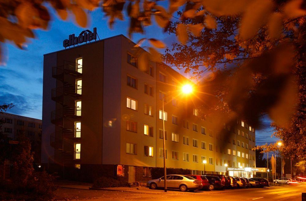 Elbotel Rostock By Centro エクステリア 写真
